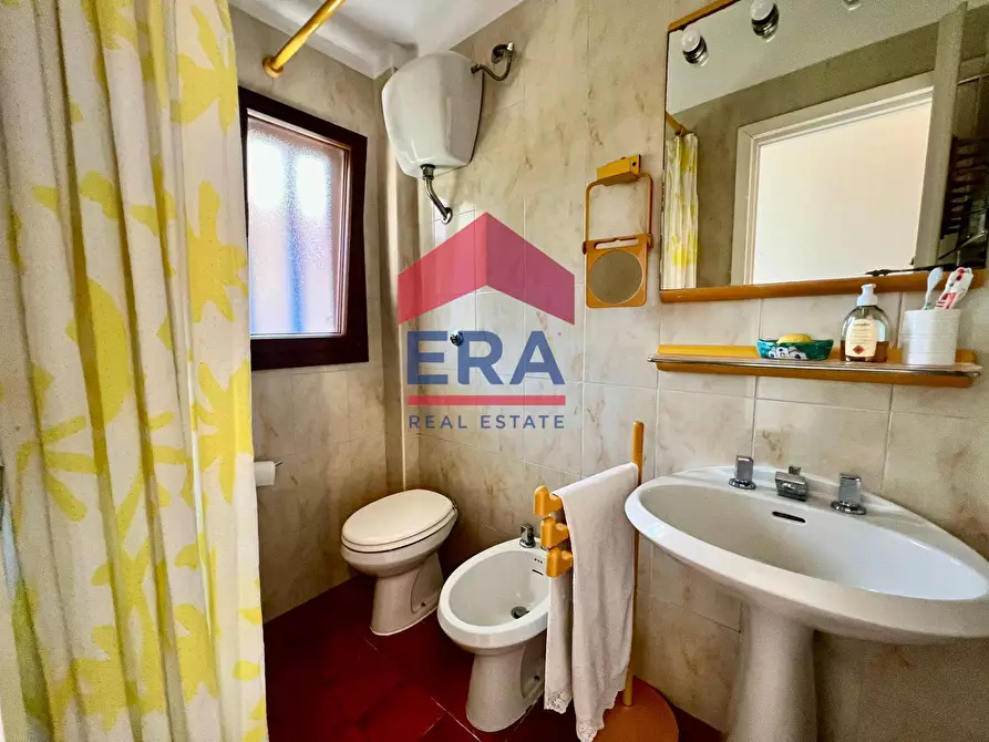 Immagine 20 di Villa in vendita  in Via Falconara 29 a Fiumicino