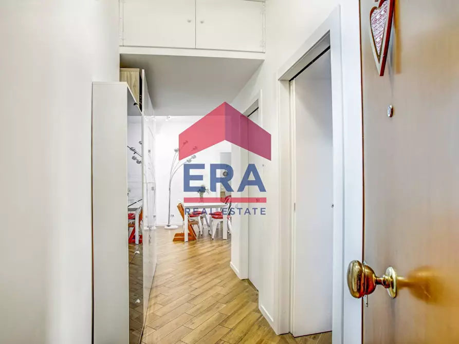 Immagine 9 di Appartamento in vendita  in Via Paolo Barison 84 a Roma