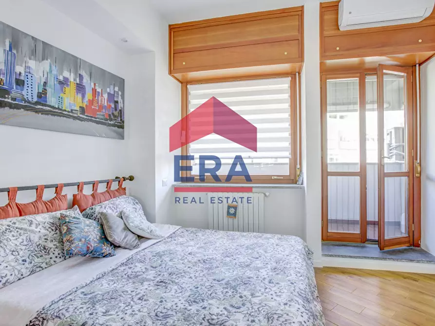 Immagine 13 di Appartamento in vendita  in Via Paolo Barison 84 a Roma