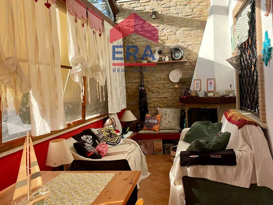 Immagine 12 di Villetta a schiera in vendita  in Via Dobbiaco 32B a Roma