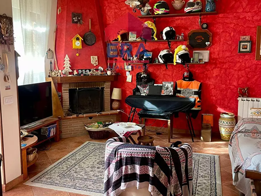 Immagine 15 di Villetta a schiera in vendita  in Via Dobbiaco 32B a Roma