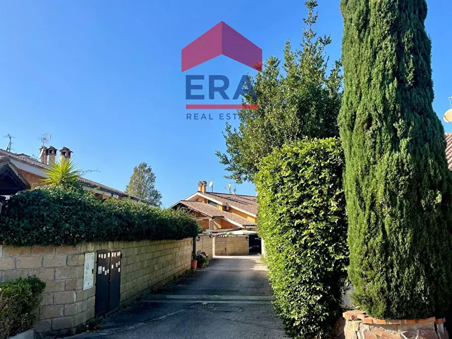 Immagine 46 di Villetta a schiera in vendita  in Via Dobbiaco 32B a Roma