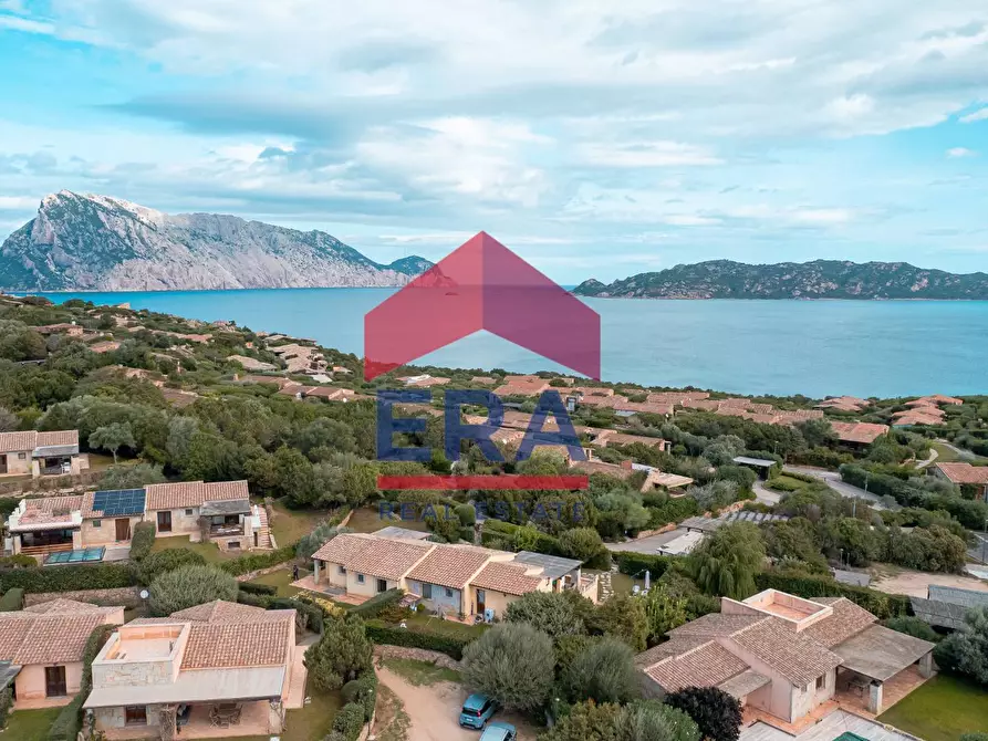 Immagine 2 di Casa semindipendente in vendita  in Villaggio Punta Molara snc a San Teodoro