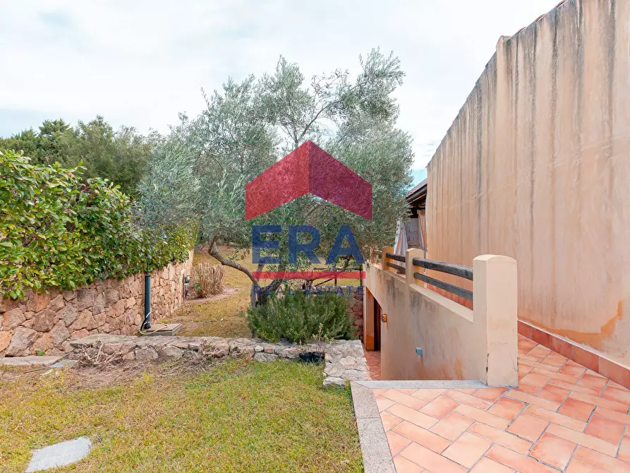 Immagine 10 di Casa semindipendente in vendita  in Villaggio Punta Molara snc a San Teodoro