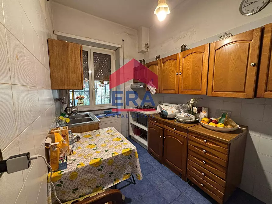 Immagine 6 di Appartamento in vendita  in Via Etruria 27 a Roma