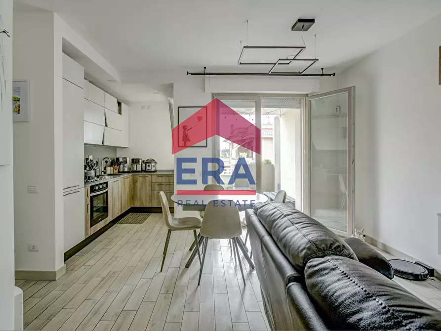 Immagine 3 di Appartamento in vendita  in Viale Alessandro Manzoni 8 a Pomezia