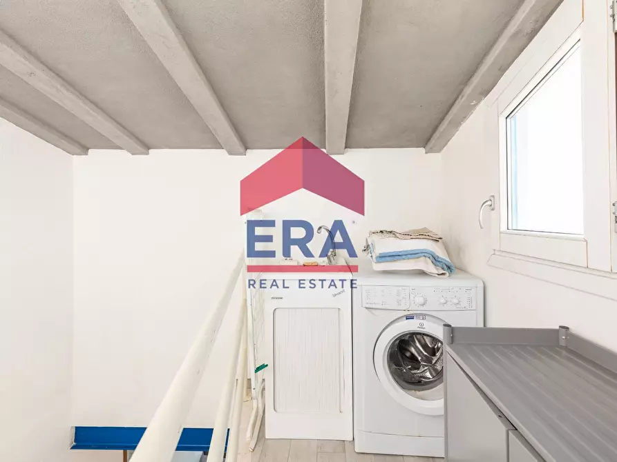 Immagine 11 di Casa indipendente in vendita  a Baunei