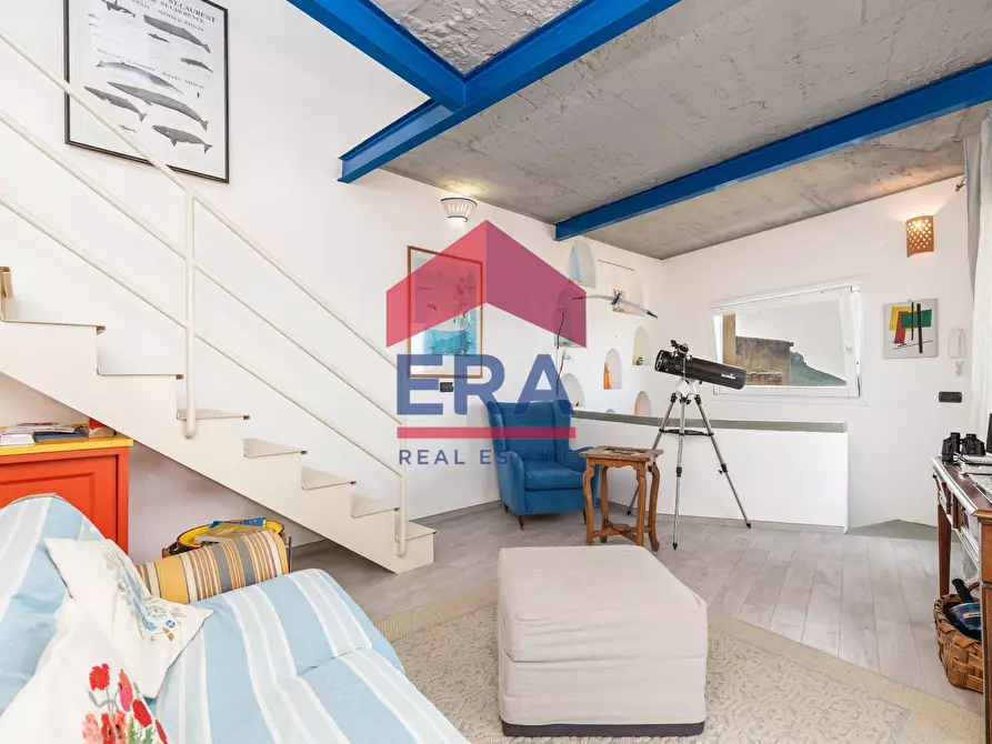 Immagine 14 di Casa indipendente in vendita  a Baunei