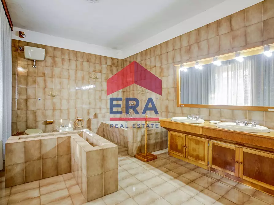 Immagine 21 di Rustico / casale in vendita  in Via Delle Monachelle 76 a Pomezia