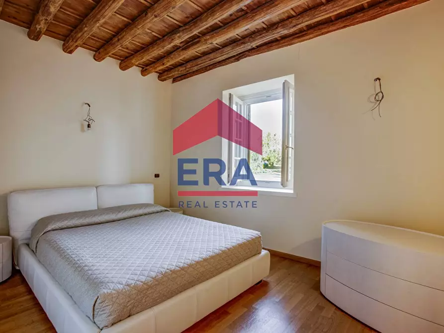 Immagine 23 di Rustico / casale in vendita  in Via Delle Monachelle 76 a Pomezia