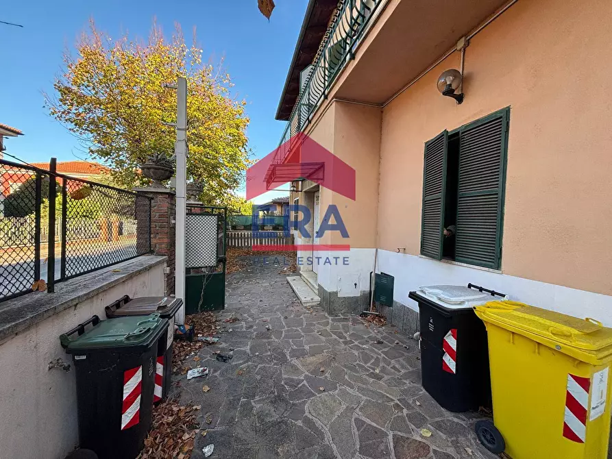 Immagine 17 di Ufficio in affitto  in via della Folgarella 88 a Ciampino