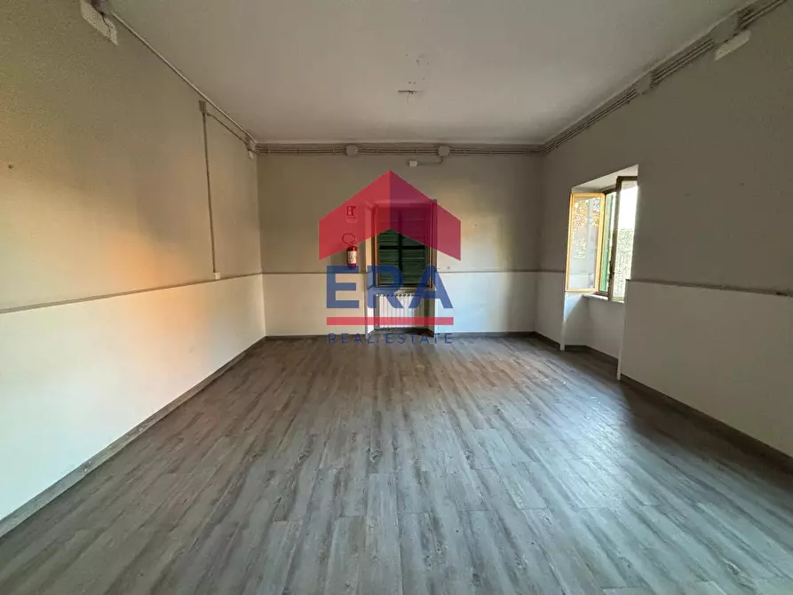 Immagine 3 di Ufficio in affitto  in via della Folgarella 88 a Ciampino