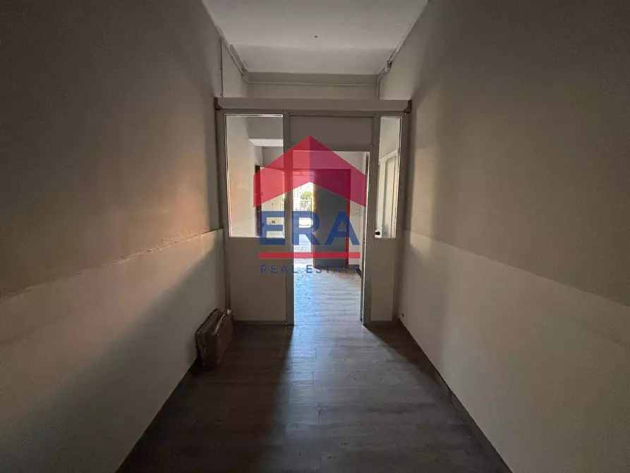 Immagine 10 di Ufficio in affitto  in via della Folgarella 88 a Ciampino