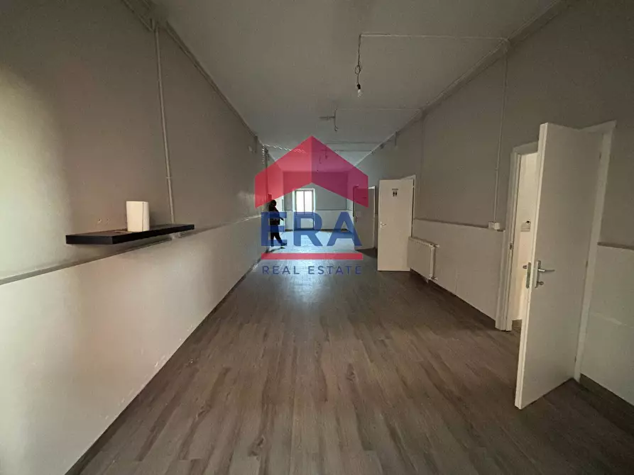 Immagine 6 di Ufficio in affitto  in via della Folgarella 88 a Ciampino