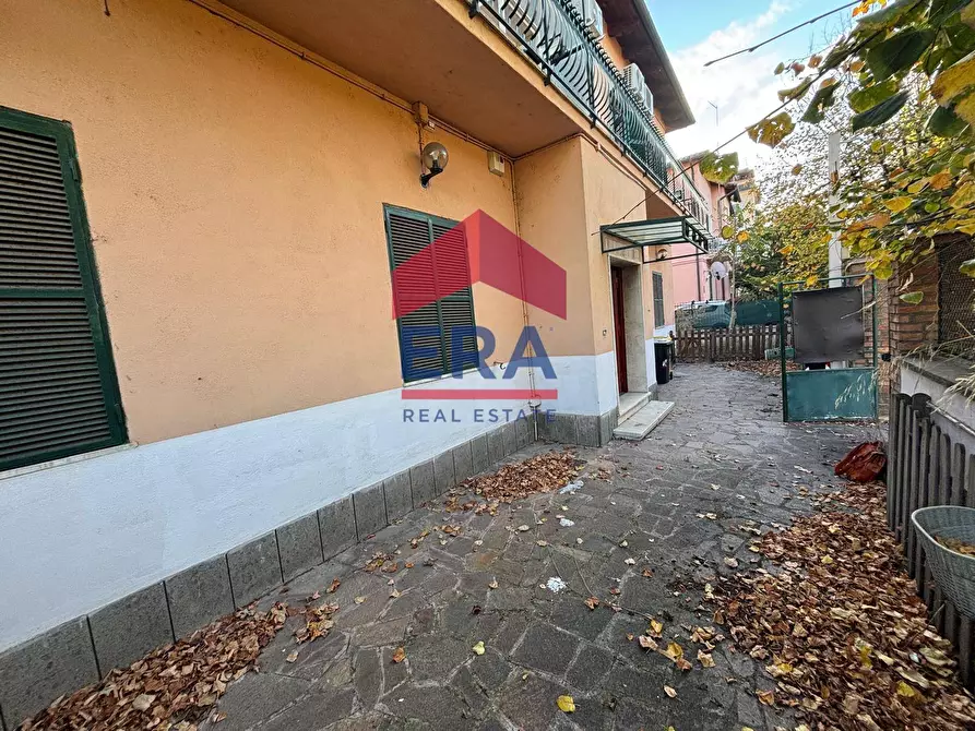 Immagine 18 di Ufficio in affitto  in via della Folgarella 88 a Ciampino