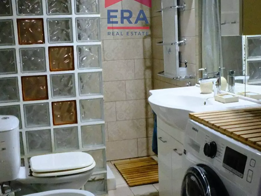 Immagine 23 di Appartamento in vendita  in Via Laurini 21 a Catania