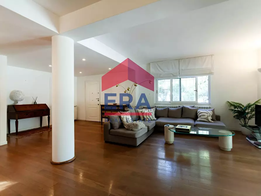 Immagine 11 di Villetta a schiera in vendita  in Via Leonardo Fibonacci 57 a Roma