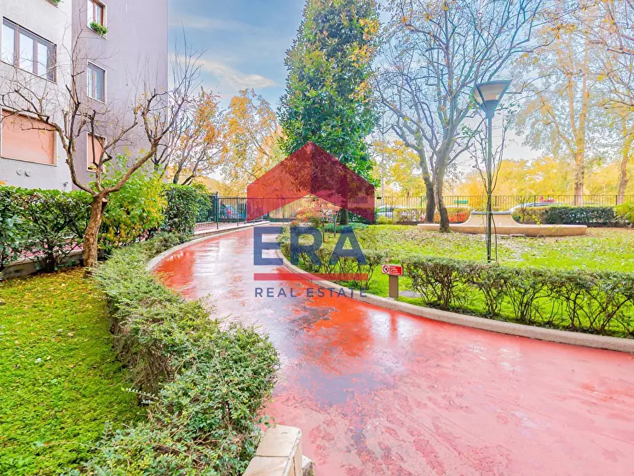 Immagine 1 di Ufficio in vendita  in Via Augusto Anfossi 36 a Milano