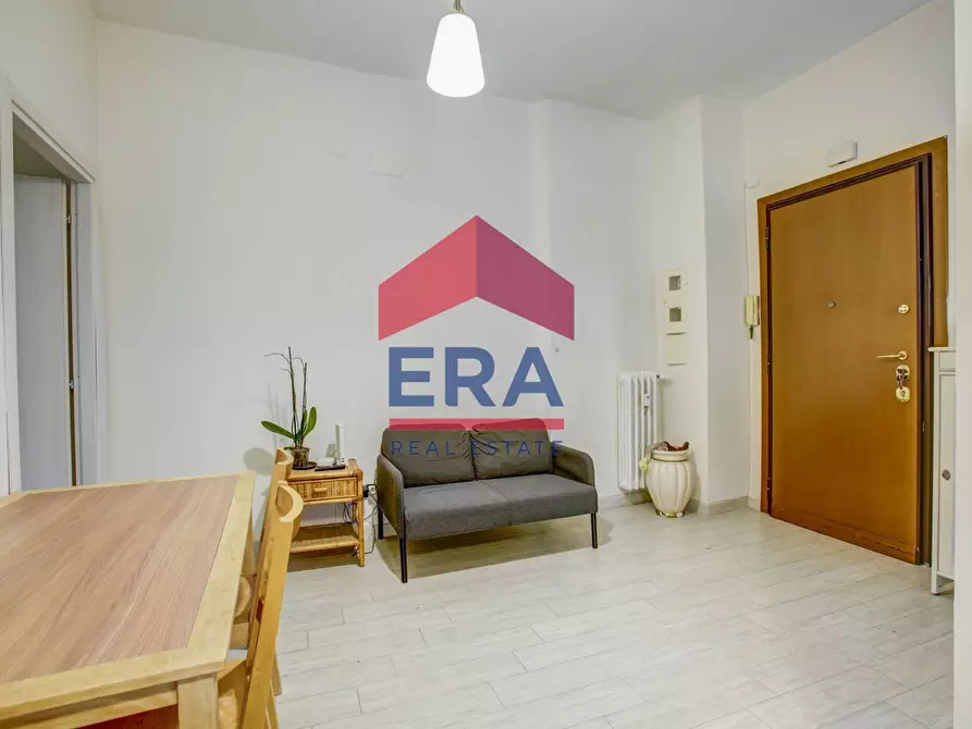 Immagine 2 di Appartamento in vendita  in Via Val D'Aosta 104 a Roma