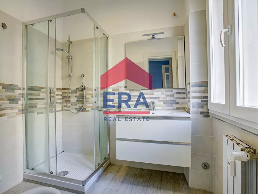 Immagine 13 di Appartamento in vendita  in Via Val D'Aosta 104 a Roma