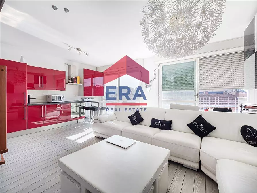 Immagine 2 di Attico in vendita  in Via Terracina 1 a Milano