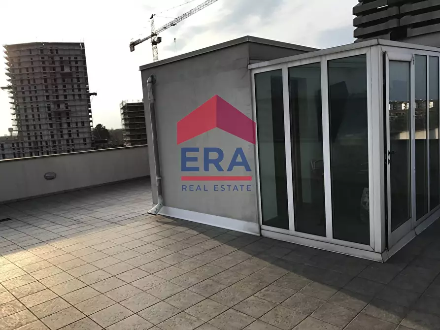 Immagine 10 di Attico in vendita  in Via Terracina 1 a Milano