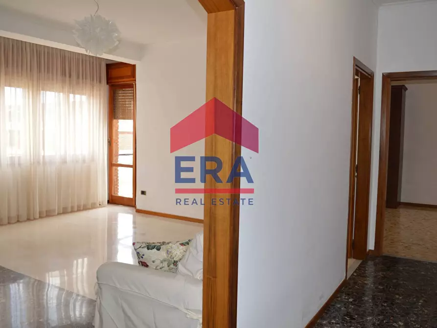 Immagine 10 di Appartamento in affitto  in VIA ROMA 27 a Pomezia