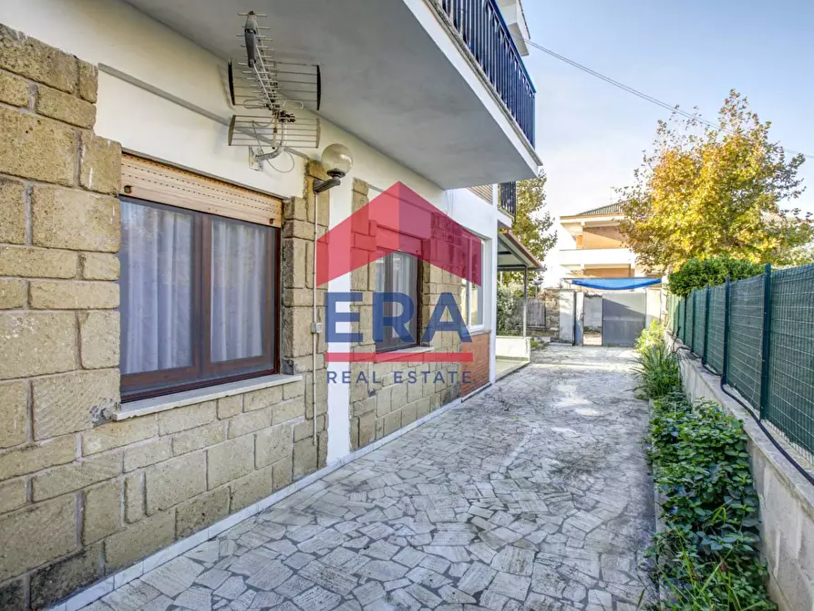 Immagine 2 di Casa semindipendente in vendita  in Via Arianna 35 a Ardea