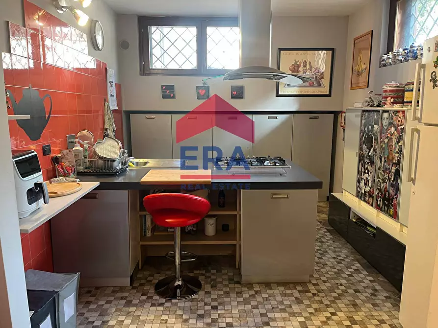 Immagine 11 di Villetta a schiera in vendita  in Via di Vigna Girelli 74 a Roma