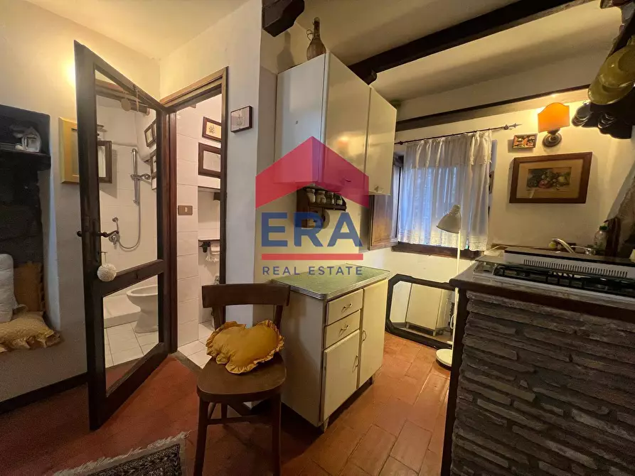 Immagine 14 di Appartamento in vendita  in Largo degli Esposti 3 a Viterbo