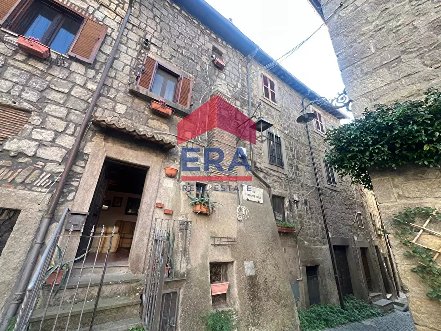 Immagine 22 di Appartamento in vendita  in Largo degli Esposti 3 a Viterbo