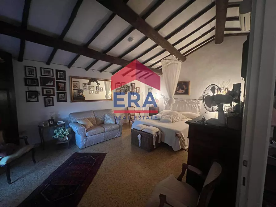 Immagine 10 di Casa semindipendente in vendita  in Via Verentana 57 a Marta