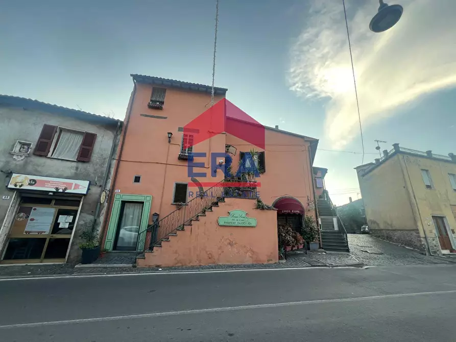 Immagine 1 di Casa semindipendente in vendita  in Via Verentana 57 a Marta