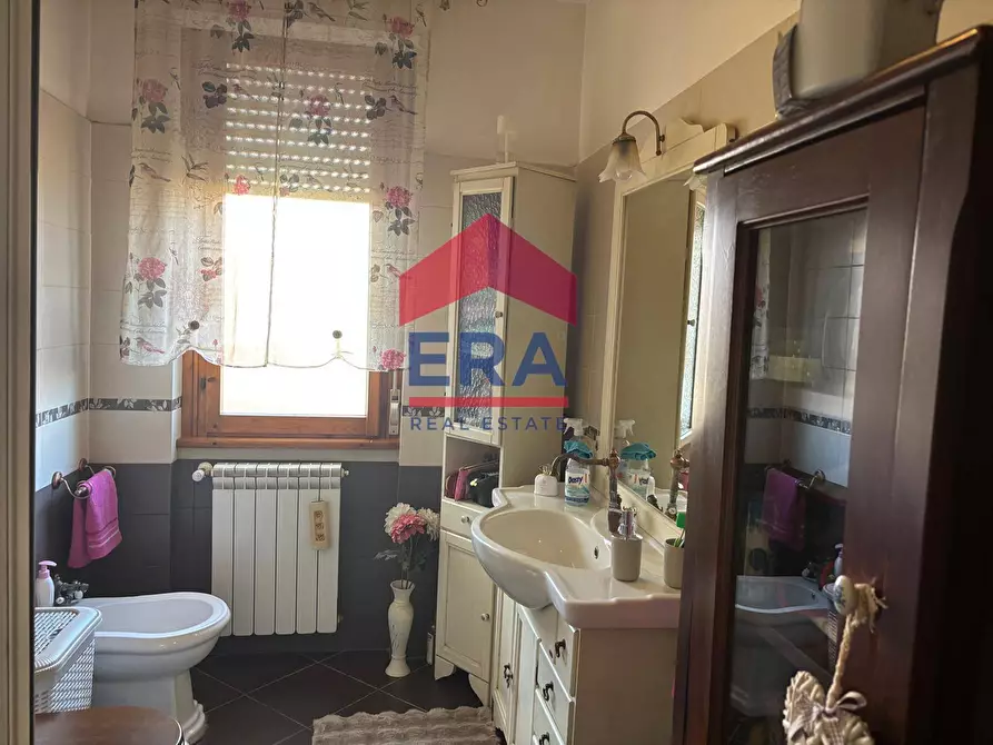 Immagine 24 di Appartamento in vendita  in Via Dell' Automobilismo 200 a Roma