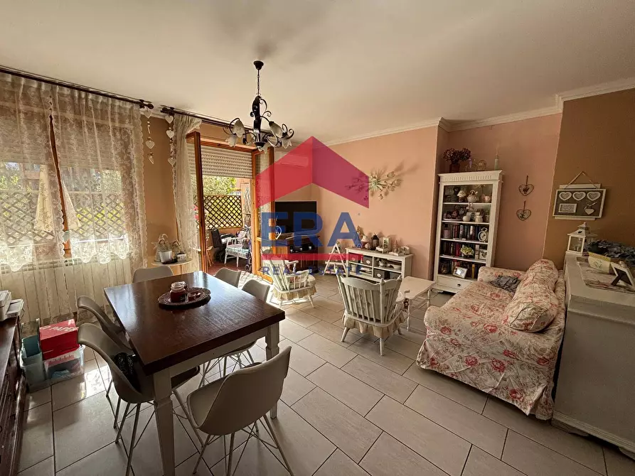 Immagine 6 di Appartamento in vendita  in Via Dell' Automobilismo 200 a Roma