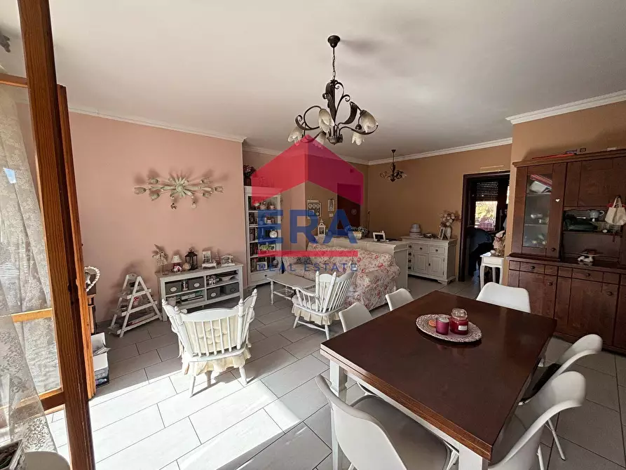 Immagine 5 di Appartamento in vendita  in Via Dell' Automobilismo 200 a Roma