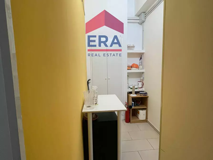 Immagine 8 di Locale commerciale in affitto  in Via Arrigo Davila 44 a Roma