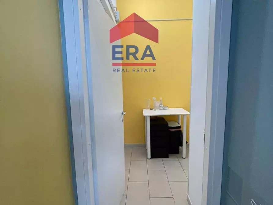 Immagine 9 di Locale commerciale in affitto  in Via Arrigo Davila 44 a Roma