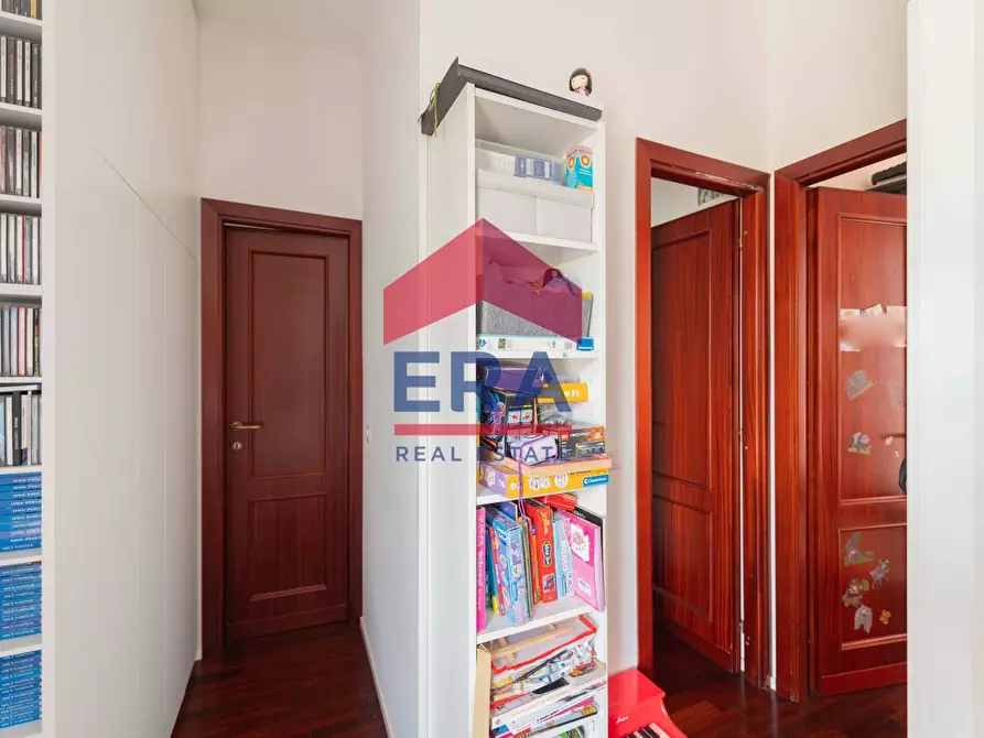 Immagine 33 di Attico in vendita  in Via Giuseppe Sacconi 33 a Roma