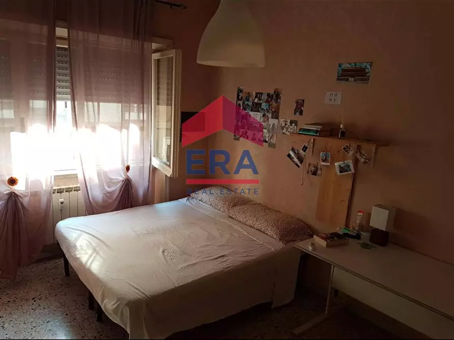 Immagine 4 di Appartamento in vendita  in Via Fonti Del Clitunno 12 a Roma