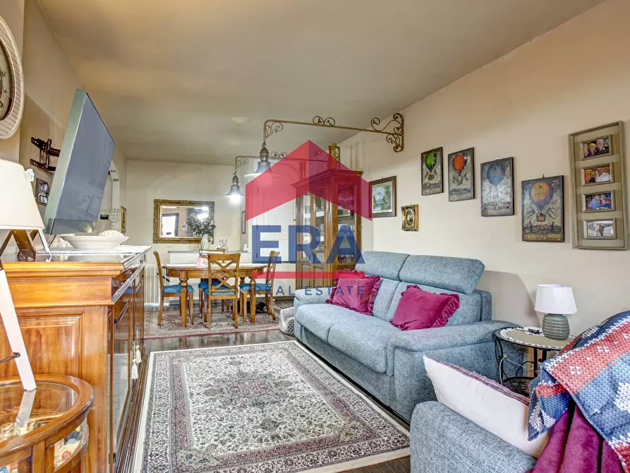 Immagine 2 di Villa in vendita  in Via Assisi 63 a Ardea