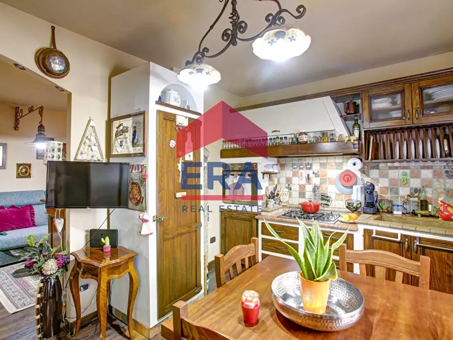 Immagine 10 di Villa in vendita  in Via Assisi 63 a Ardea