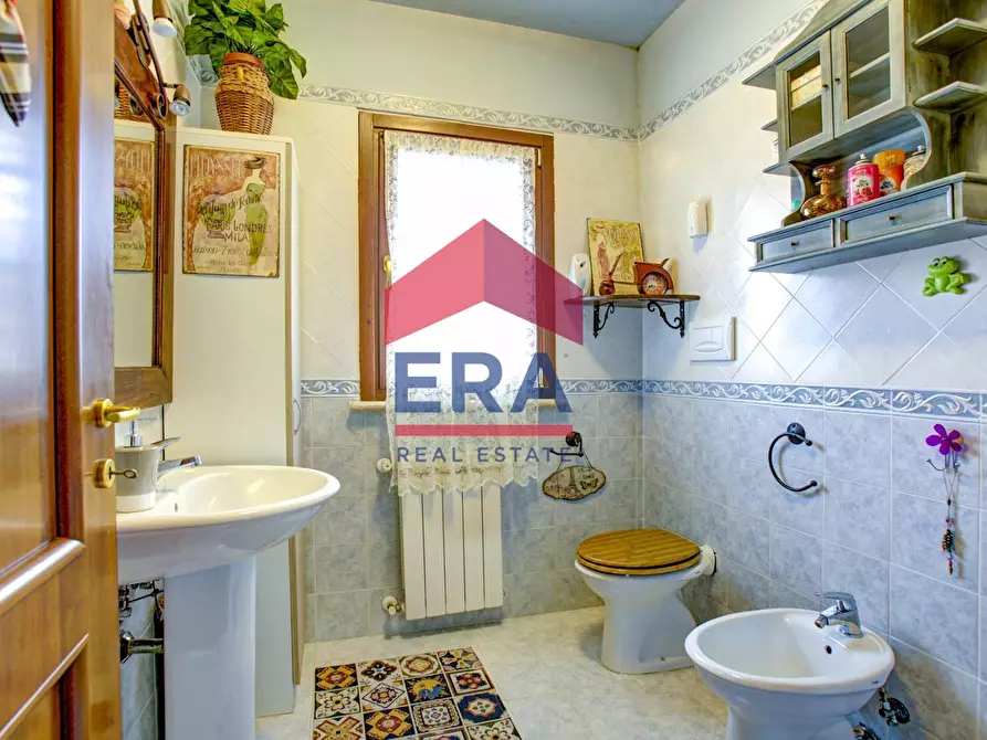 Immagine 16 di Villa in vendita  in Via Assisi 63 a Ardea