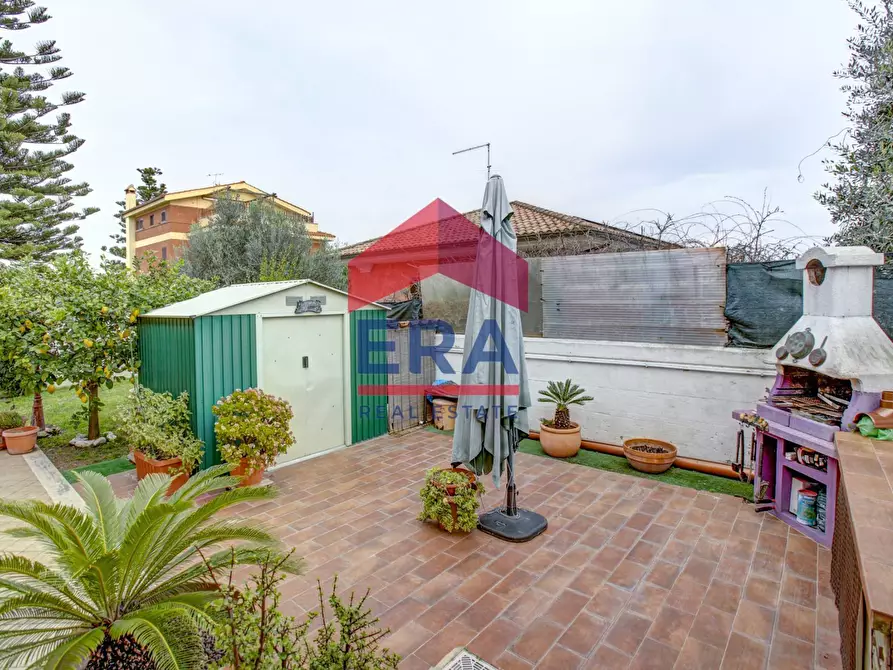 Immagine 24 di Villa in vendita  in Via Assisi 63 a Ardea