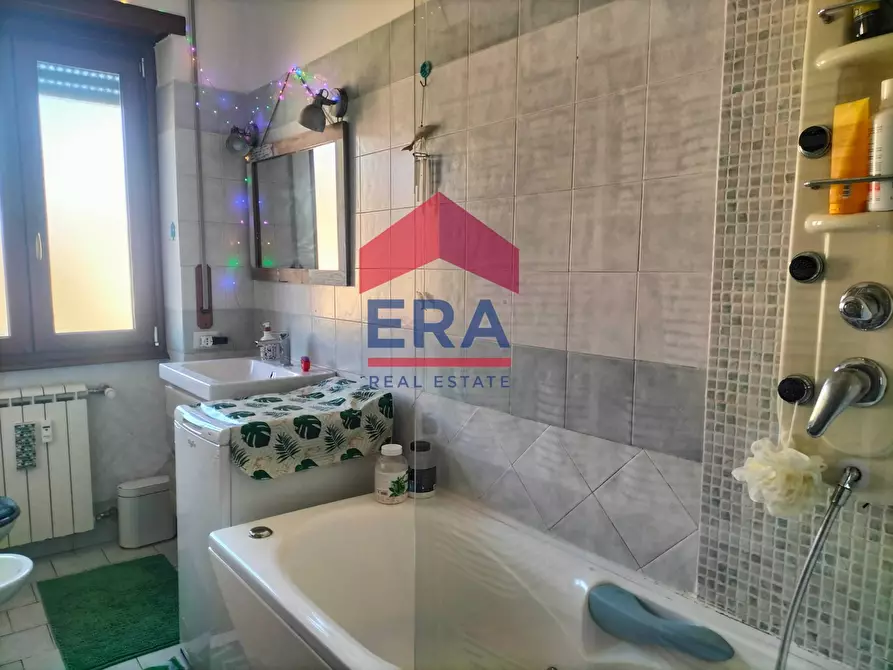 Immagine 14 di Appartamento in vendita  in Via Capo Palinuro 9 a Roma