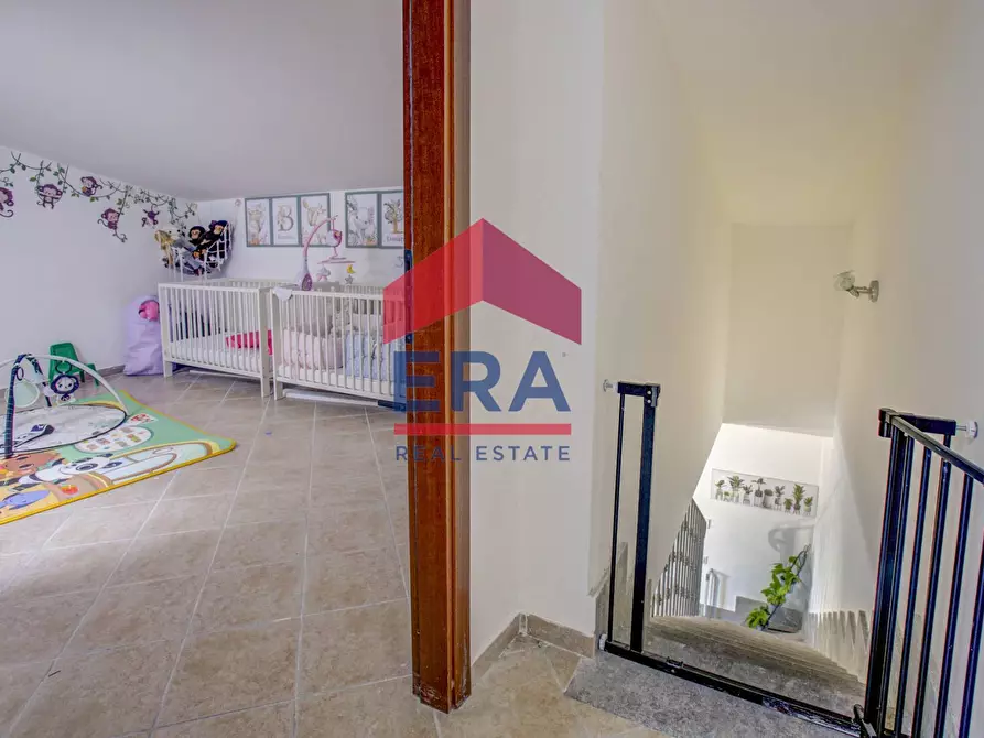 Immagine 10 di Appartamento in vendita  in Via Quadrelle 42 a Roma