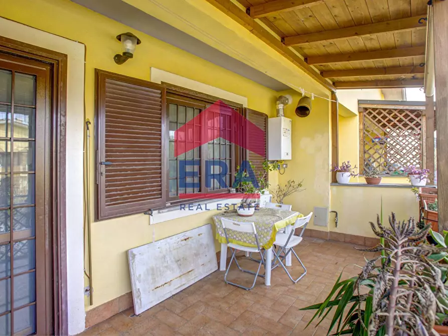 Immagine 20 di Appartamento in vendita  in Via Quadrelle 42 a Roma