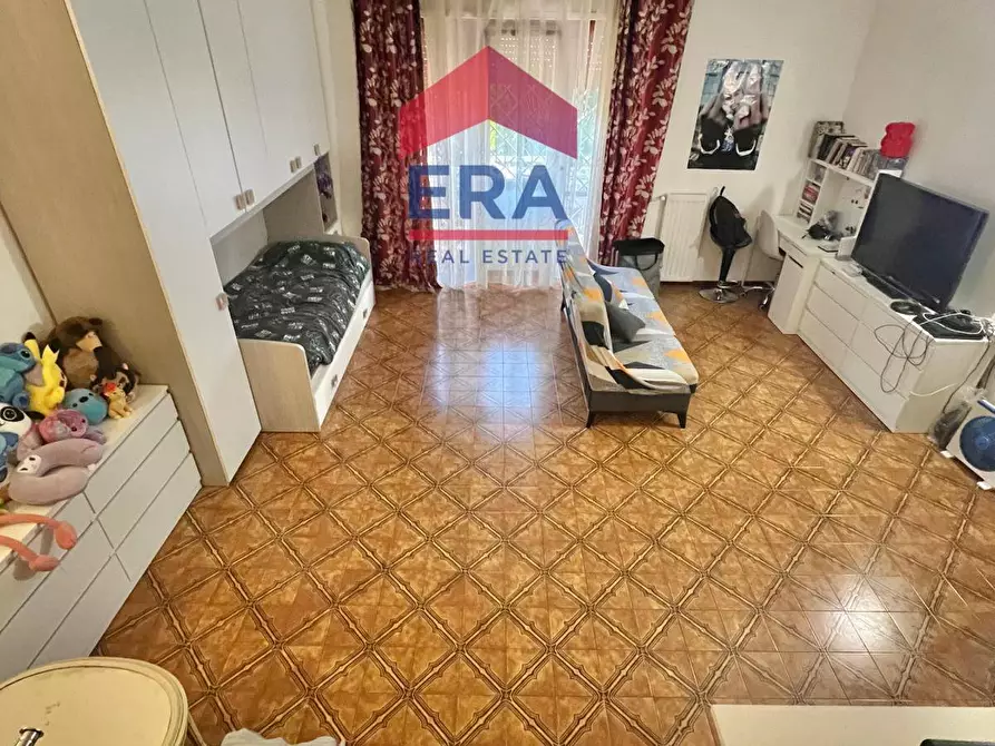 Immagine 45 di Villetta a schiera in vendita  in Via Corinna 7 a Roma