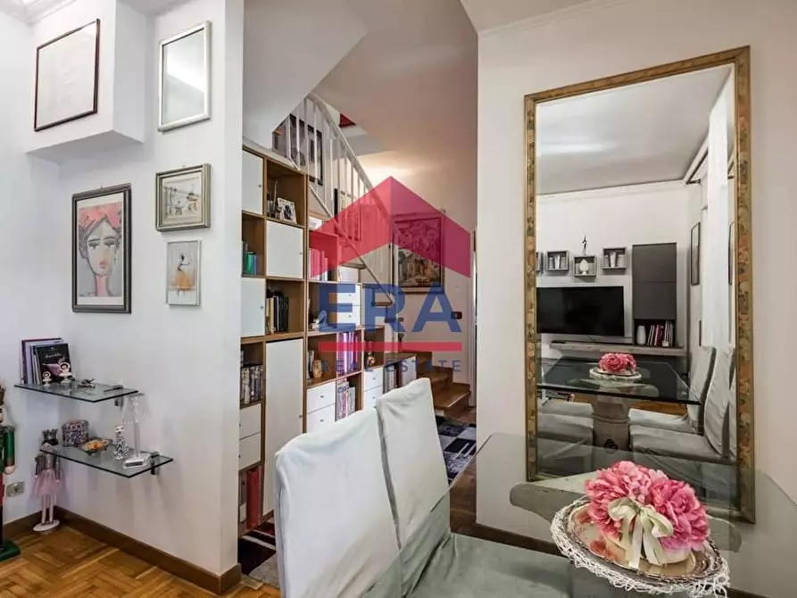 Immagine 21 di Villetta a schiera in vendita  in Via Corinna 7 a Roma