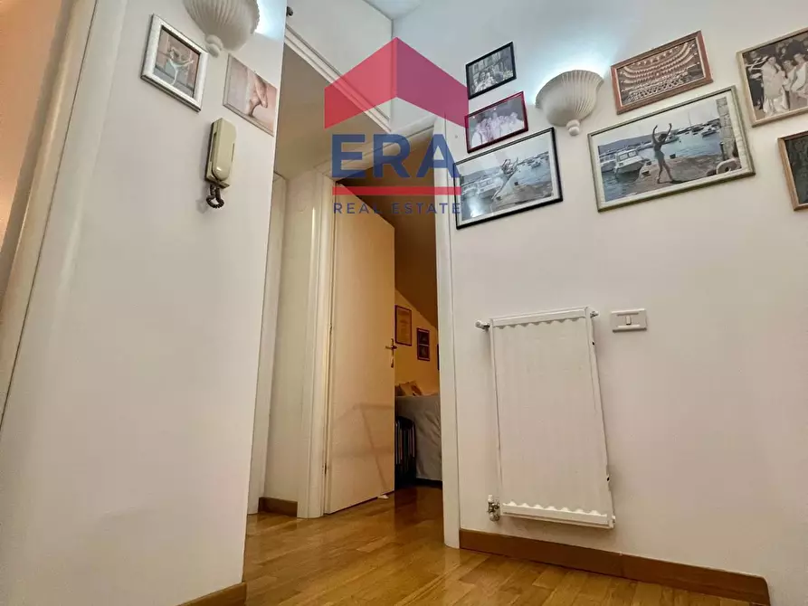 Immagine 29 di Villetta a schiera in vendita  in Via Corinna 7 a Roma